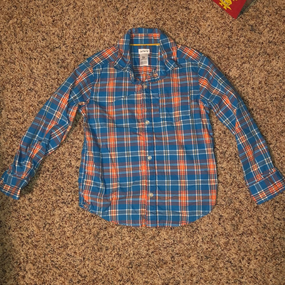 Carter’s boys long sleeve plaid button down shirt